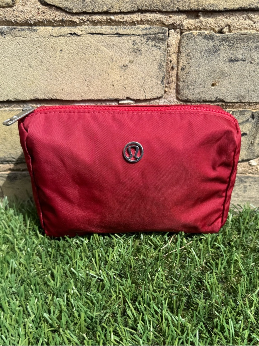 Lululemon cosmetic zipper pouch red